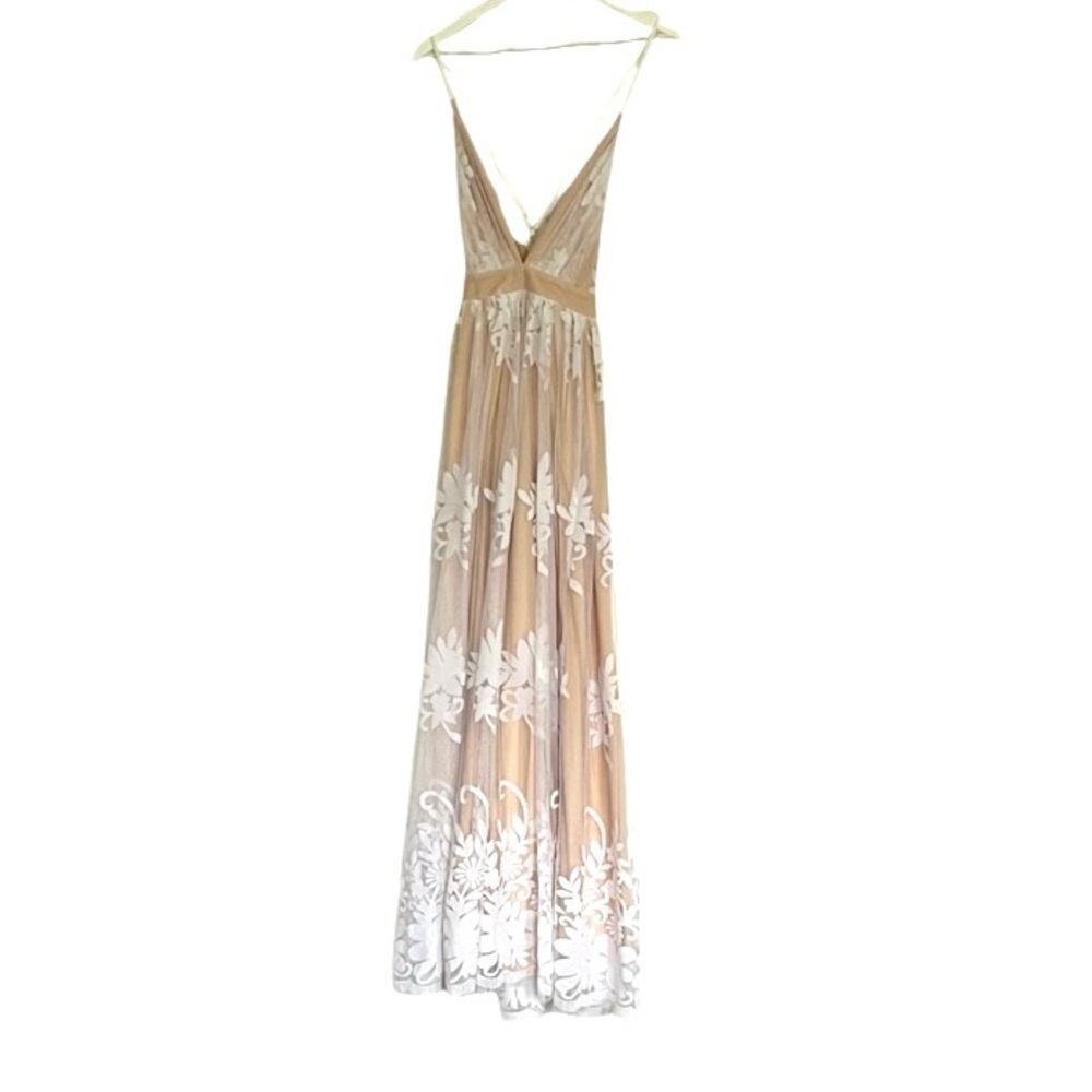 Luxxel Halle Maxi Dress Velvet Flower Sheer overlay White Nude Wedding Gala S - Picture 4 of 12